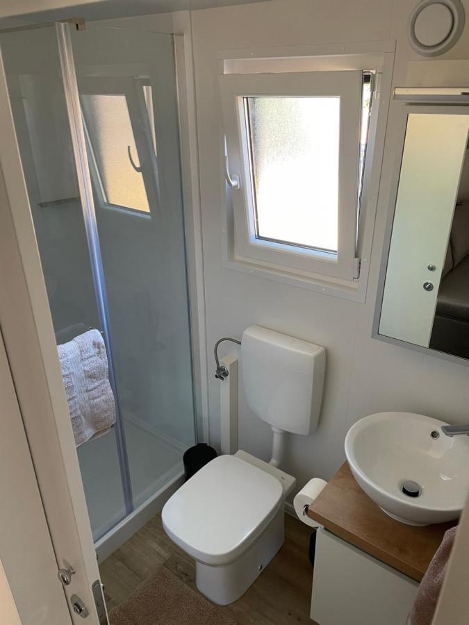 Mobile Home Peponi Del Mar, Brand New Biograd Na Moru Exteriér fotografie