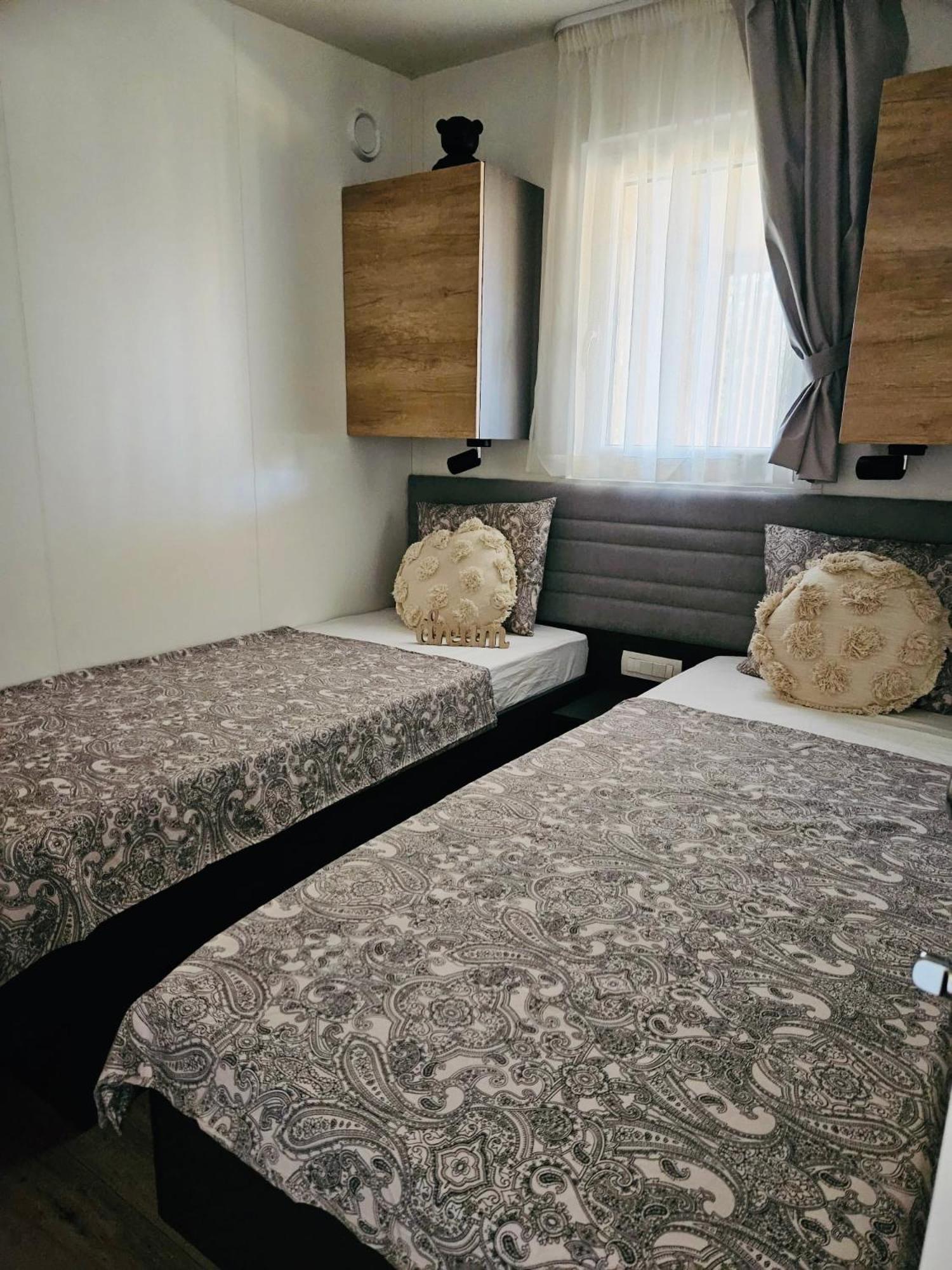 Mobile Home Peponi Del Mar, Brand New Biograd Na Moru Exteriér fotografie