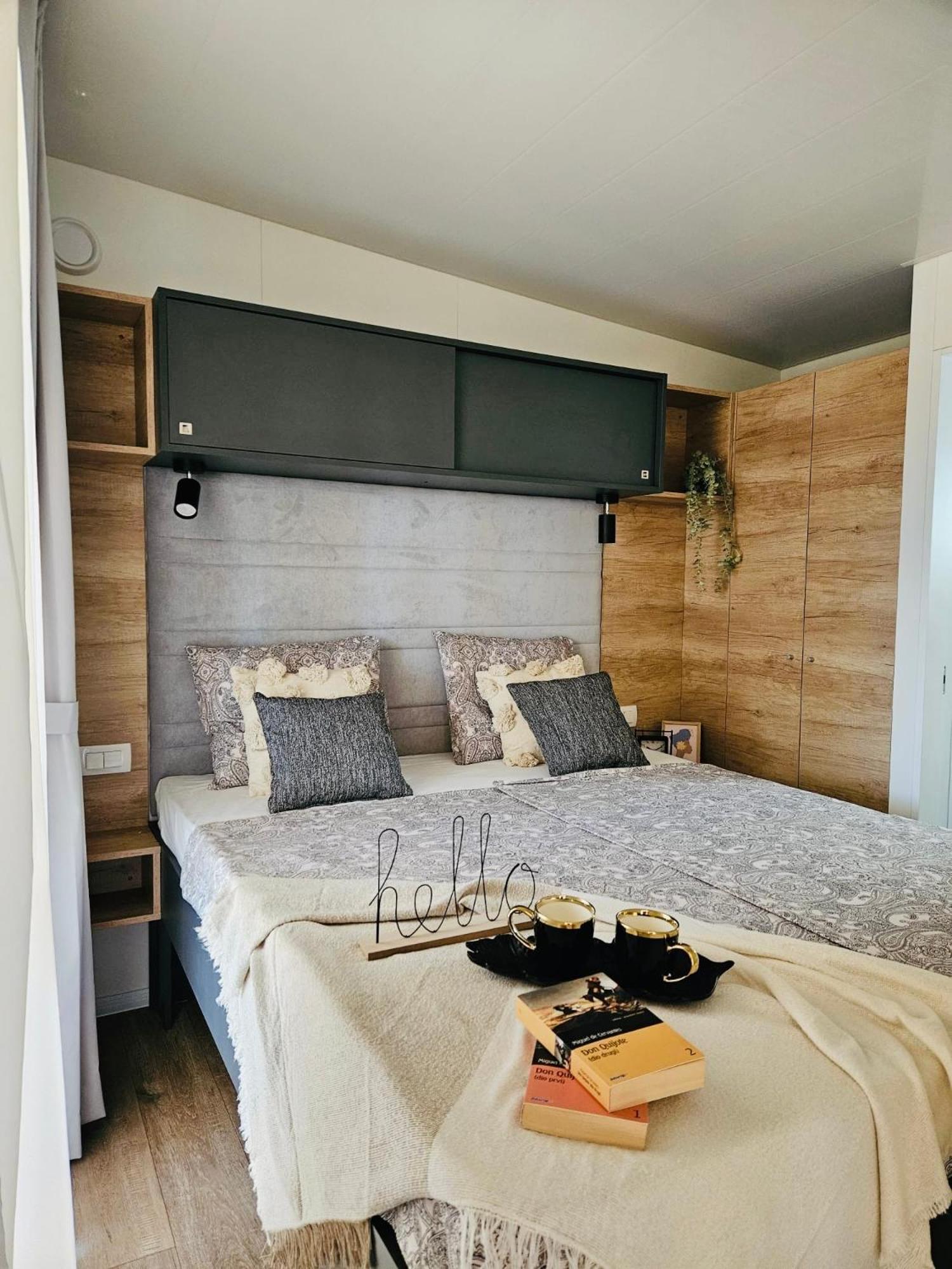 Mobile Home Peponi Del Mar, Brand New Biograd Na Moru Exteriér fotografie